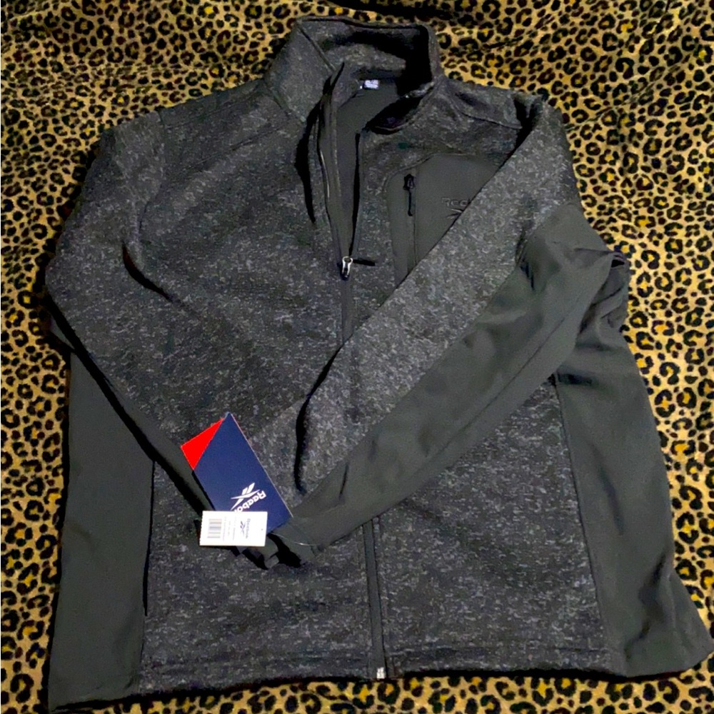 Men’s Reebok sweater 2XL